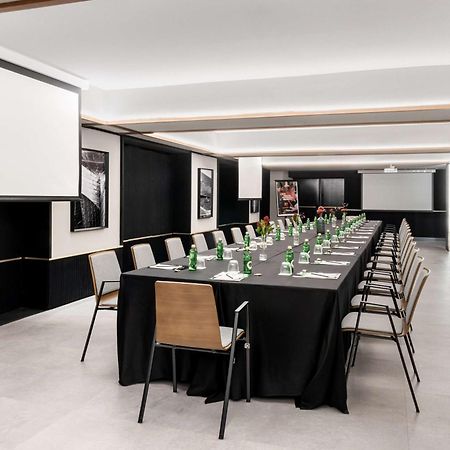 Hotel Radisson Collection Bilbao Esterno foto Meeting room