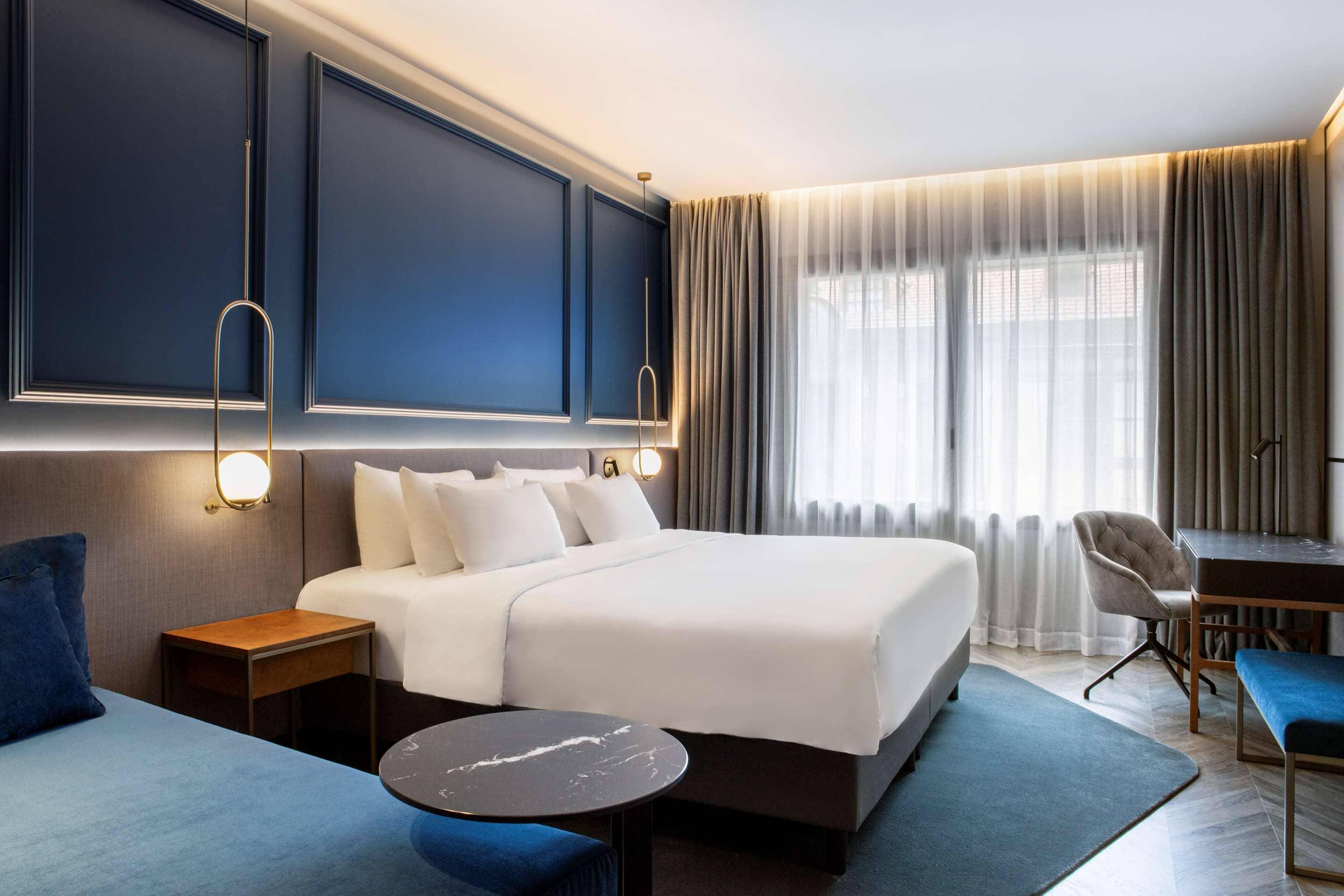 Hotel Radisson Collection Bilbao Esterno foto Deluxe Room